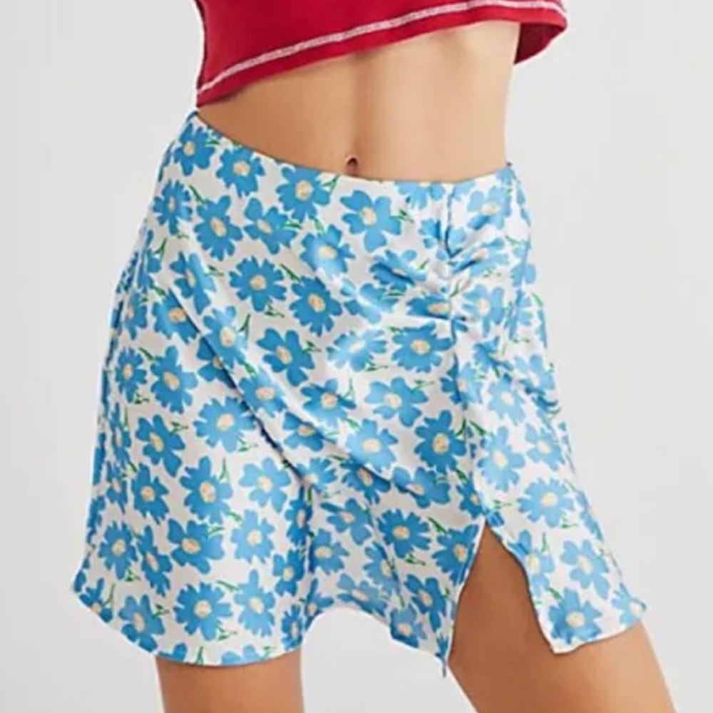 Free People Jessie Satin Slip Skirt 💐🤍 Mini Skirt Satin Skirt